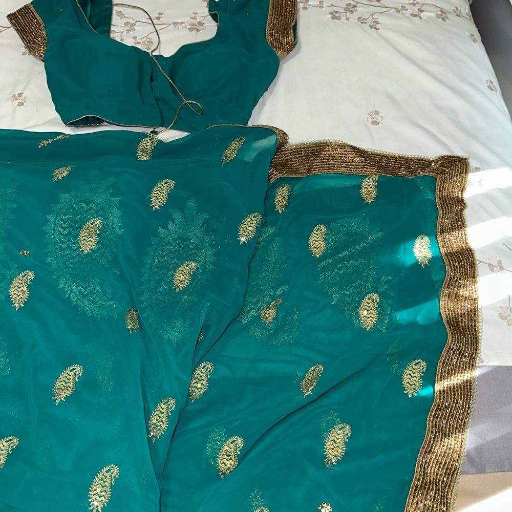Emerald/Peacock Green Sari
